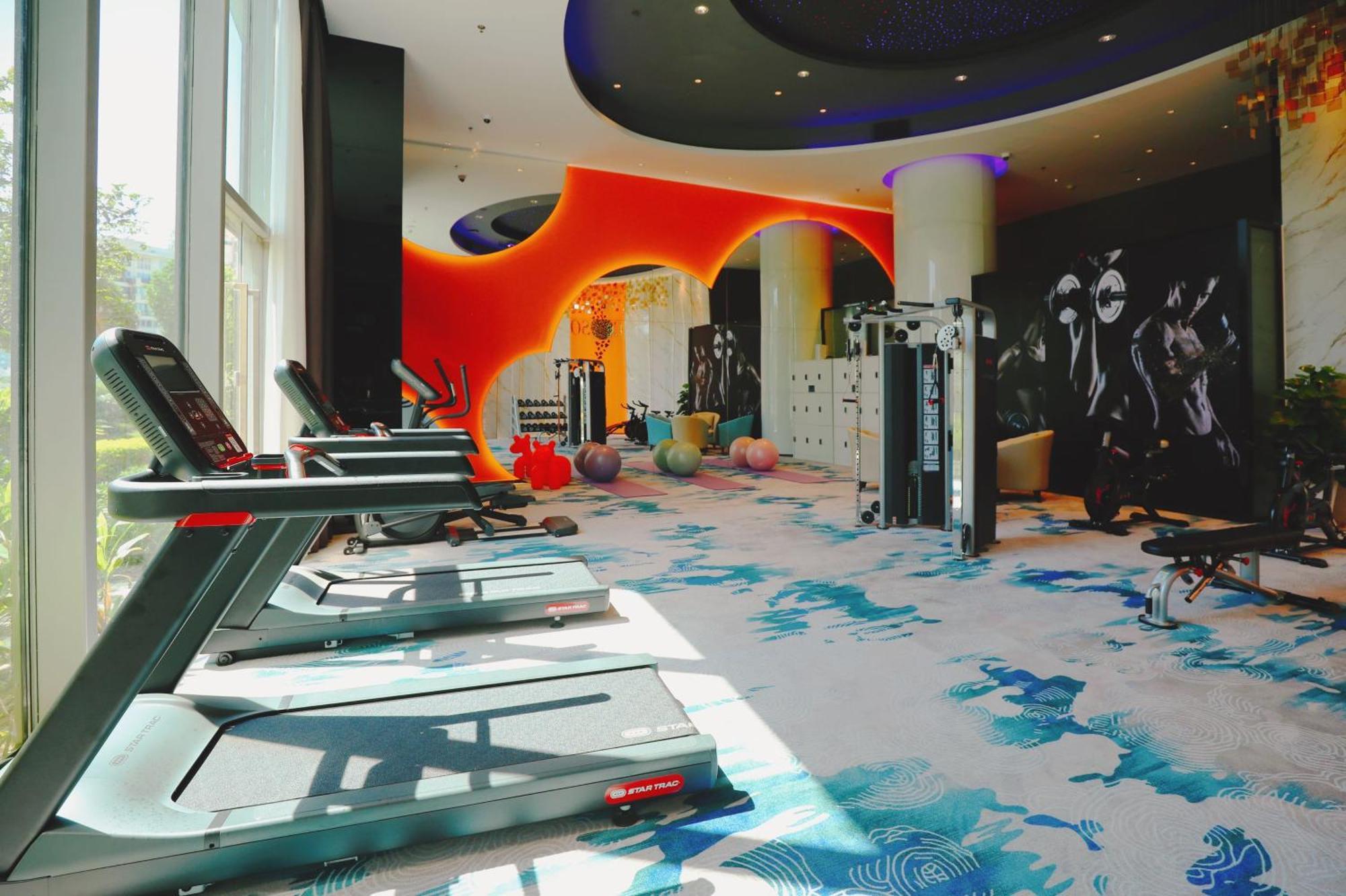 Hisilk Artwork Center Fliport Coso Hotel Сямън Екстериор снимка