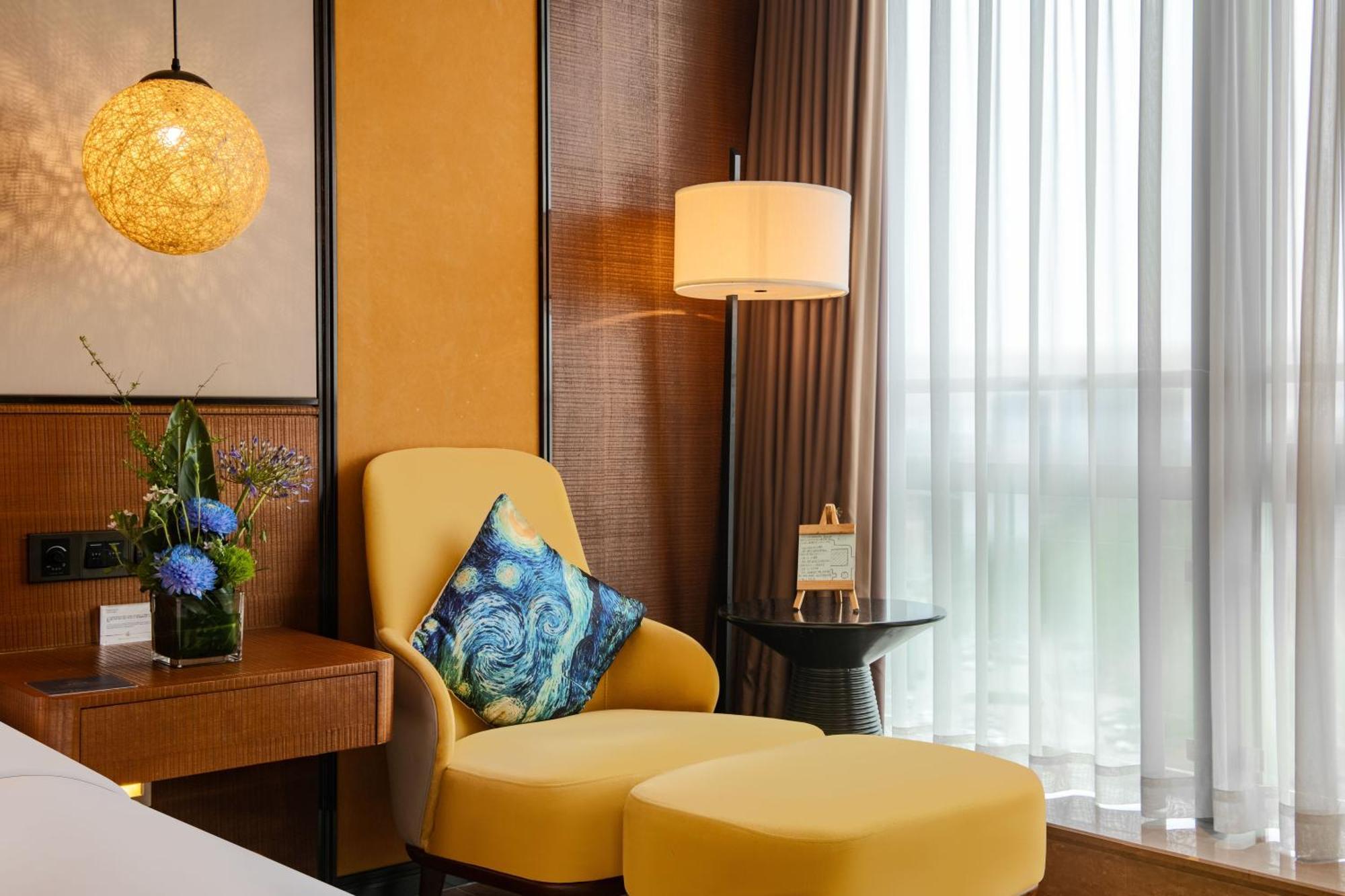 Hisilk Artwork Center Fliport Coso Hotel Сямън Екстериор снимка