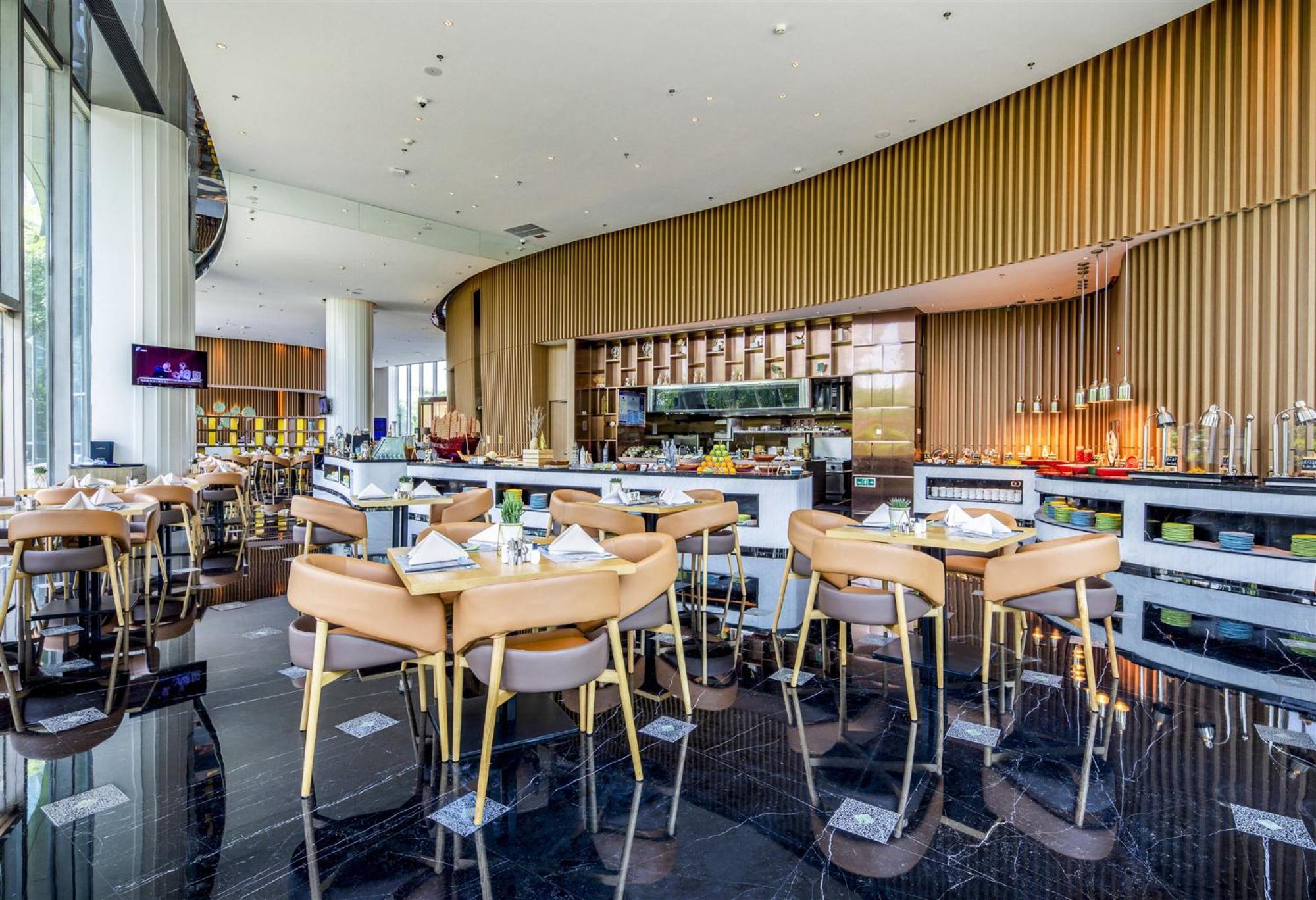 Hisilk Artwork Center Fliport Coso Hotel Сямън Екстериор снимка